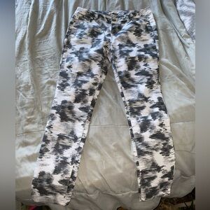 Womens Sz 10 Gray White Print Jeans